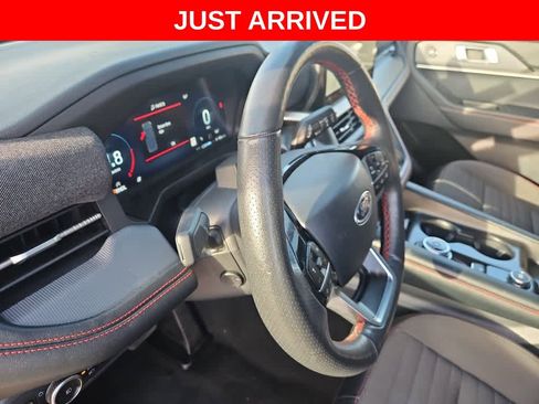 Used 2025 Ford Explorer ST-Line w/ Premium Package RWD image 10