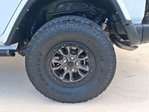 Used 2021 Jeep Wrangler Unlimited Rubicon AWD/4WD image 4