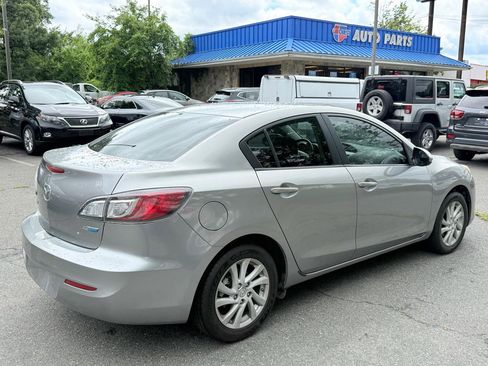 Used 2012 MAZDA MAZDA3 i Touring FWD image 7