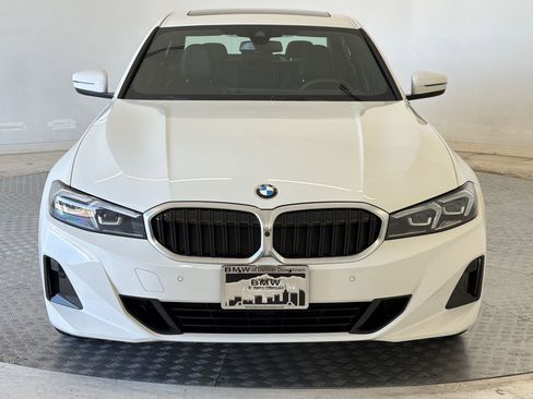Used 2025 BMW 330i xDrive Sedan w/ Convenience Package AWD/4WD image 6