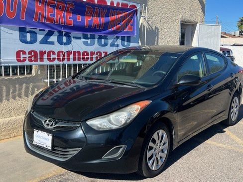 Used 2012 Hyundai Elantra GLS w/ Comfort Pkg 2 FWD image 1