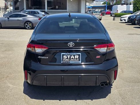 Used 2023 Toyota Corolla SE FWD image 5