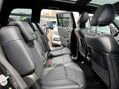 Used 2016 Mercedes-Benz GL 450 4MATIC image 18