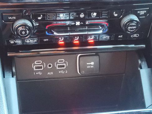 Used 2024 Jeep Grand Cherokee L Summit w/ High Altitude Package image 23