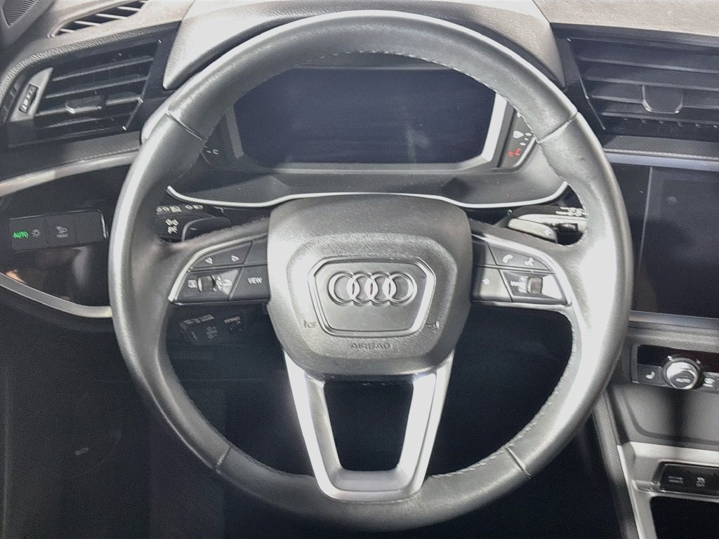 Used 2025 Audi Q3 2.0T Premium AWD/4WD image 13
