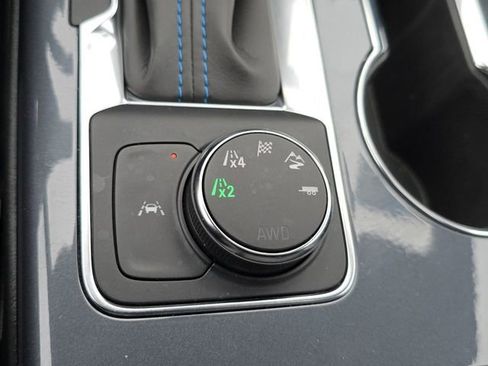 Used 2023 Chevrolet Blazer RS w/ Driver Confidence II Package image 9