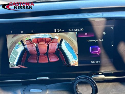 Used 2023 Kia Carnival SX image 18