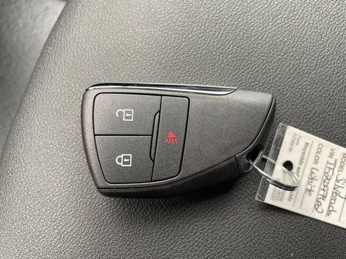 New 2026 Chevrolet Silverado 2500 W/T w/ WT Convenience Package image 17