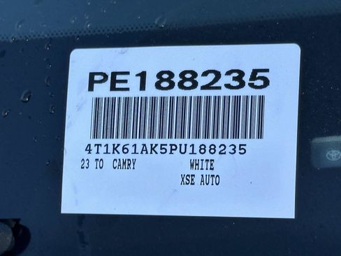 Used 2023 Toyota Camry XSE FWD image 14