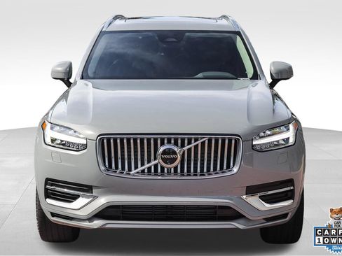 Used 2024 Volvo XC90 T8 Plus AWD/4WD image 2