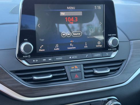 New 2025 Nissan Altima 2.5 SV image 24