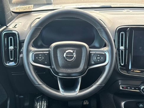 Used 2023 Volvo C40 P8 Recharge Ultimate w/ Protection Package Premier image 14