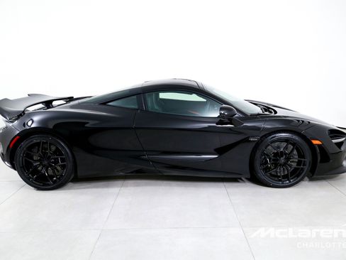New 2025 McLaren 750S image 10
