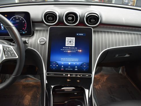 Used 2023 Mercedes-Benz C 300 Sedan image 14