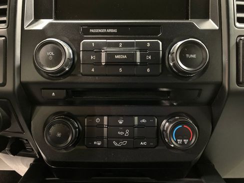 Used 2018 Ford F150 XL w/ Equipment Group 101A Mid image 25
