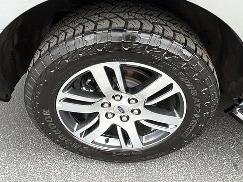 Used 2023 Ford Expedition Limited image 42