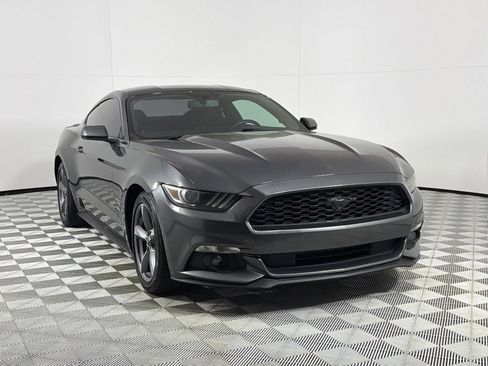 Used 2015 Ford Mustang Coupe w/ Equipment Group 051A RWD image 3