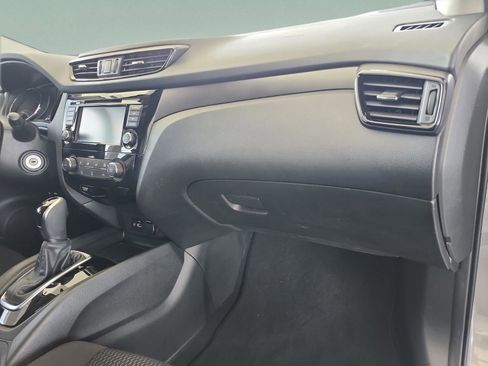 Used 2020 Nissan Rogue Sport S FWD image 20