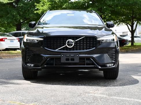 Used 2024 Volvo XC60 B5 Plus w/ Climate Package AWD/4WD image 2
