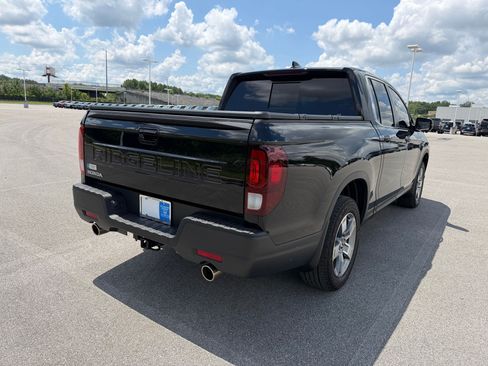 Certified 2025 Honda Ridgeline RTL image 9