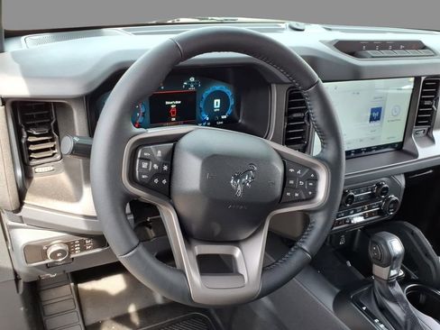 New 2026 Ford Bronco Badlands image 19
