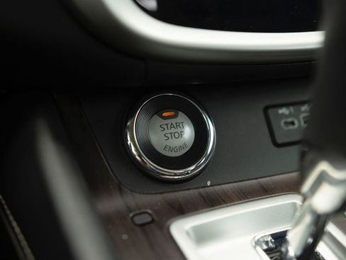 Used 2020 Nissan Murano Platinum AWD/4WD image 11