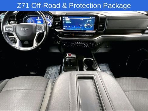 Used 2022 Chevrolet Silverado 1500 RST image 11