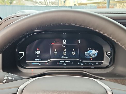 Used 2024 GMC Yukon XL Denali w/ Max Trailering Package image 13