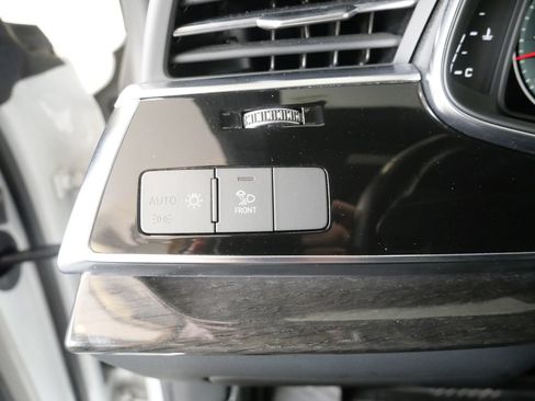 Used 2021 Audi Q8 Premium Plus AWD/4WD image 14