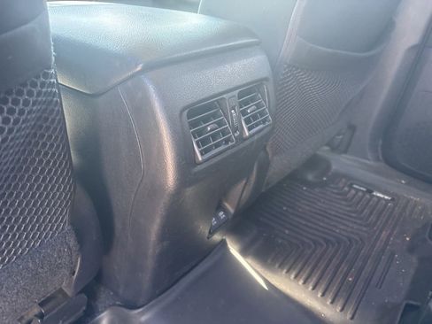 Used 2021 Toyota 4Runner SR5 AWD/4WD image 17