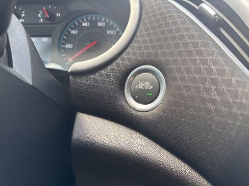 Used 2025 Chevrolet Malibu LT FWD image 22