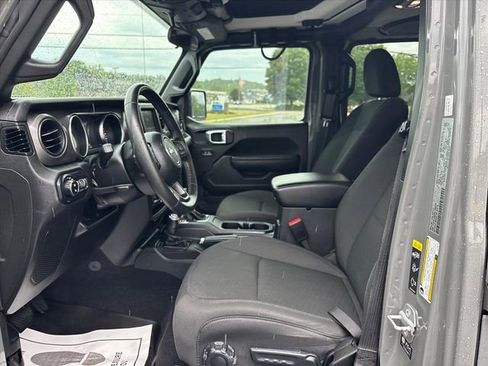Used 2022 Jeep Gladiator Sport AWD/4WD image 23