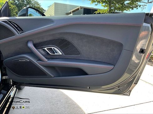 Used 2023 Audi R8 V10 GT RWD image 19