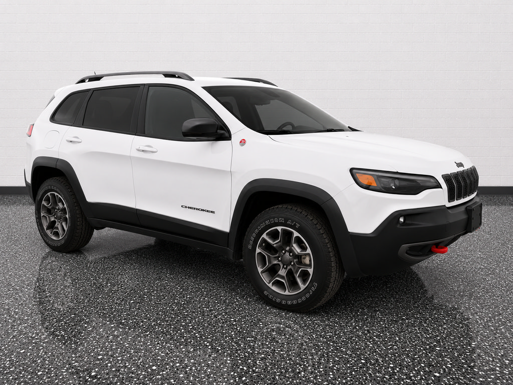 Used 2021 Jeep Cherokee Trailhawk AWD/4WD image 5