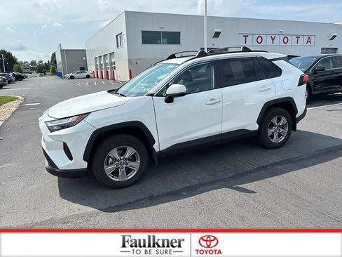 Certified 2025 Toyota RAV4 XLE AWD/4WD image 15