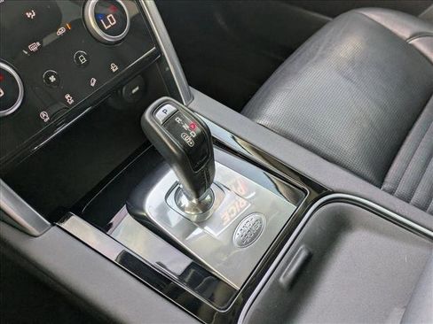 Used 2020 Land Rover Discovery Sport S image 12