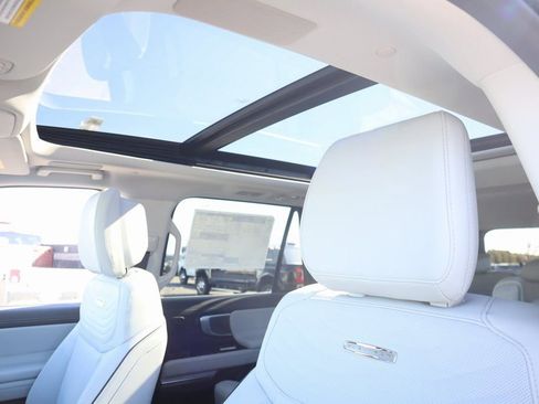 New 2026 Ford Expedition Platinum w/ Platinum Ultimate Package image 17