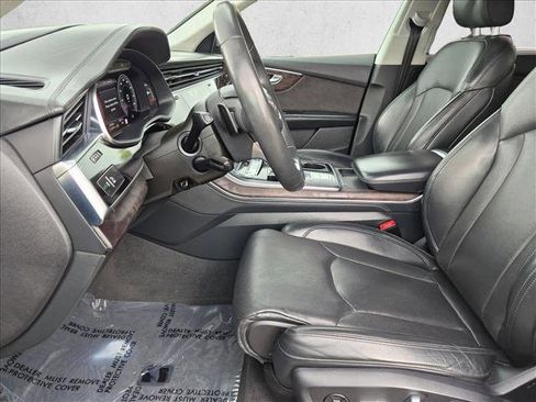 Used 2019 Audi Q8 Prestige AWD/4WD image 11