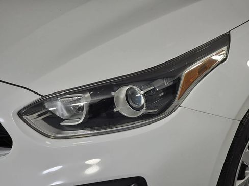 Used 2019 Kia Forte Sedan FWD image 28