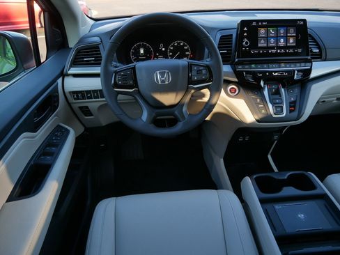 New 2026 Honda Odyssey EX-L image 21