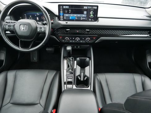 Used 2024 Honda Accord EX-L image 10