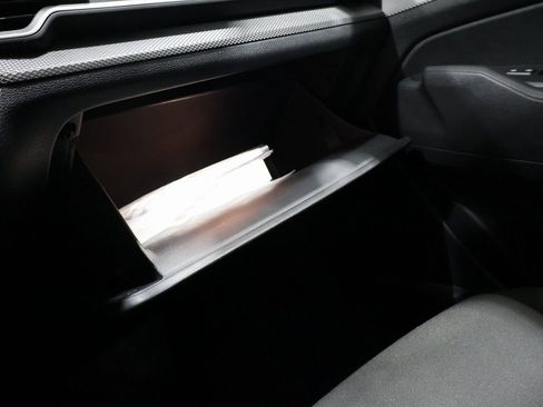 Used 2024 Kia Sportage LX image 30