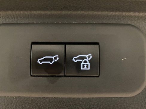 Used 2024 Toyota Grand Highlander FWD image 25