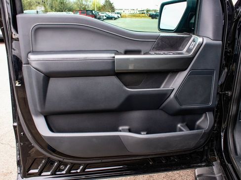 Used 2022 Ford F150 XLT w/ Equipment Group 302A High image 8