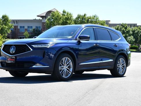 Used 2023 Acura MDX SH-AWD w/ Advance Package image 2