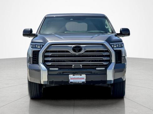 Used 2024 Toyota Tundra Limited AWD/4WD image 8