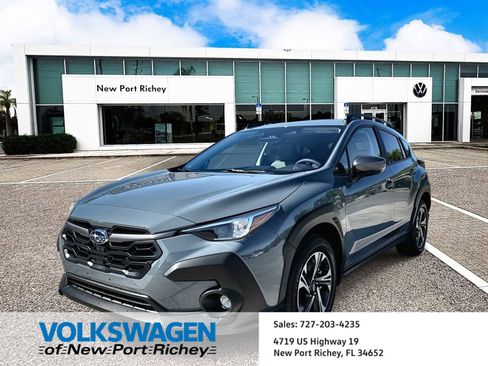 Used 2024 Subaru Crosstrek 2.0i Premium image 1