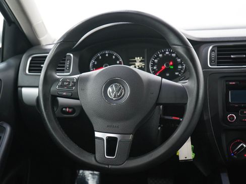 Used 2014 Volkswagen Jetta SE FWD image 15