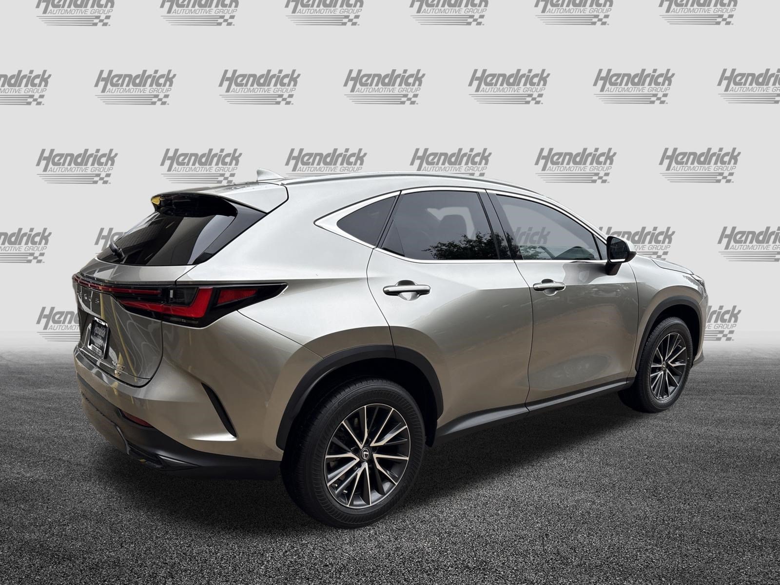 Used 2023 Lexus NX 350 AWD image 10