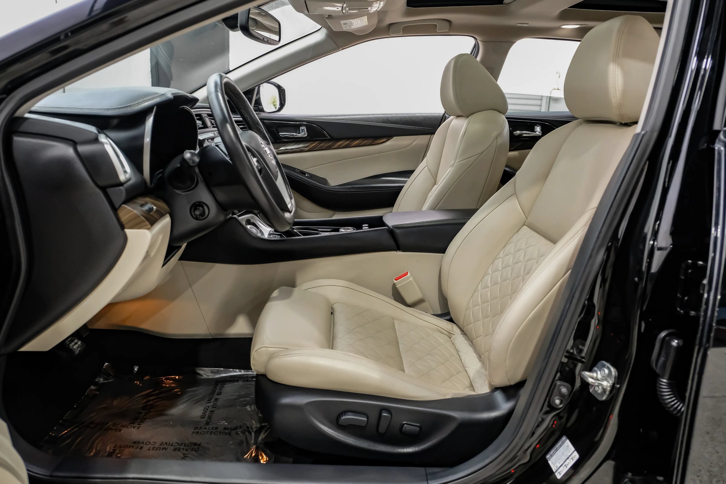 Used 2016 Nissan Maxima Platinum FWD image 13